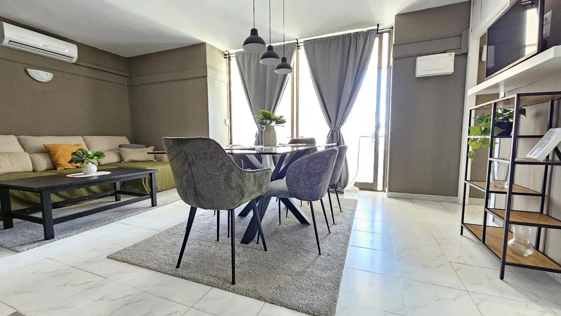 Oceanview Terrace Apartment Fuengirola Spain